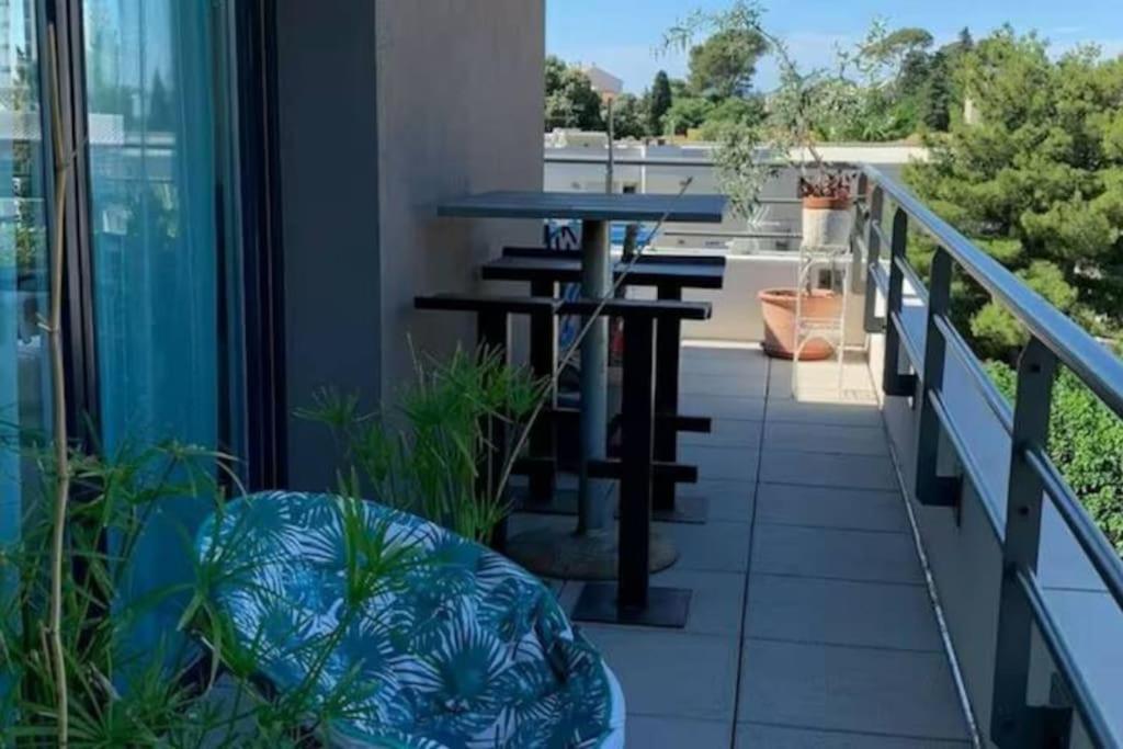 Magnifique Rooftop Duplex Climatise Familial, Aux Arceaux Montpellier Exterior photo