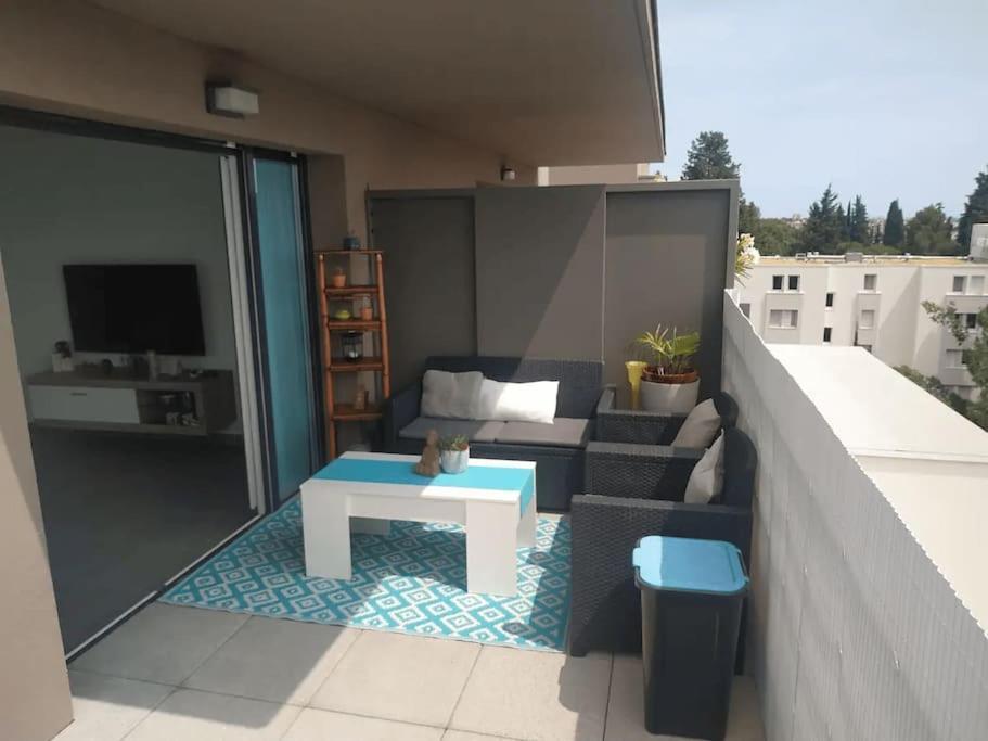 Magnifique Rooftop Duplex Climatise Familial, Aux Arceaux Montpellier Exterior photo