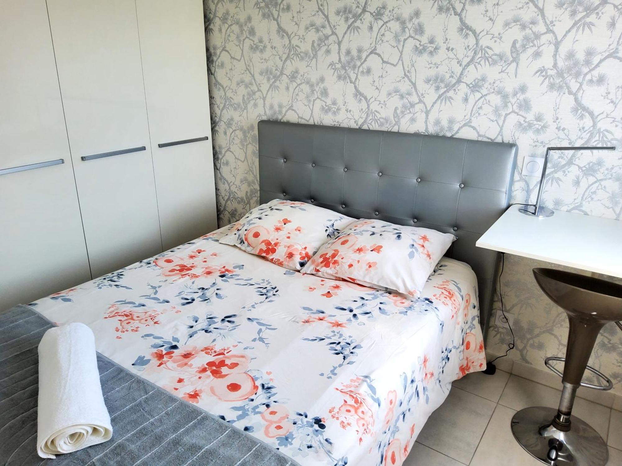 Magnifique Rooftop Duplex Climatise Familial, Aux Arceaux Montpellier Exterior photo
